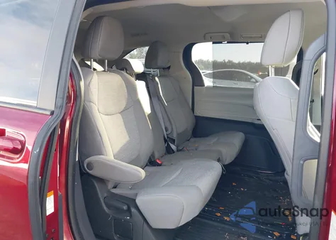 2024 Toyota Sienna Le from USA, damaged, VIN 5TDKSKFC1RS117953